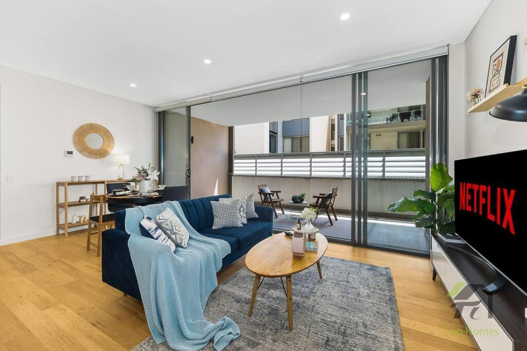 Unique Condo - 2 Mins To Shopping & Direct To City - Ryde