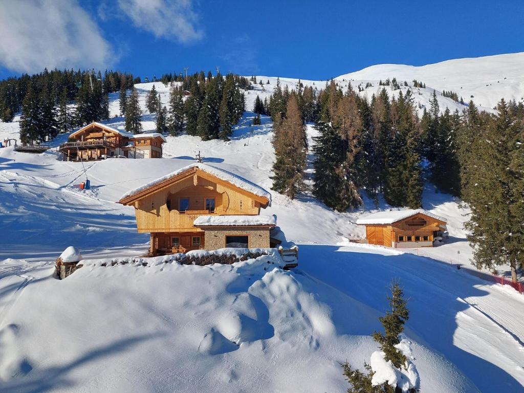 Wellness Chalet Directly On The Ski Slope - Pass Thurn