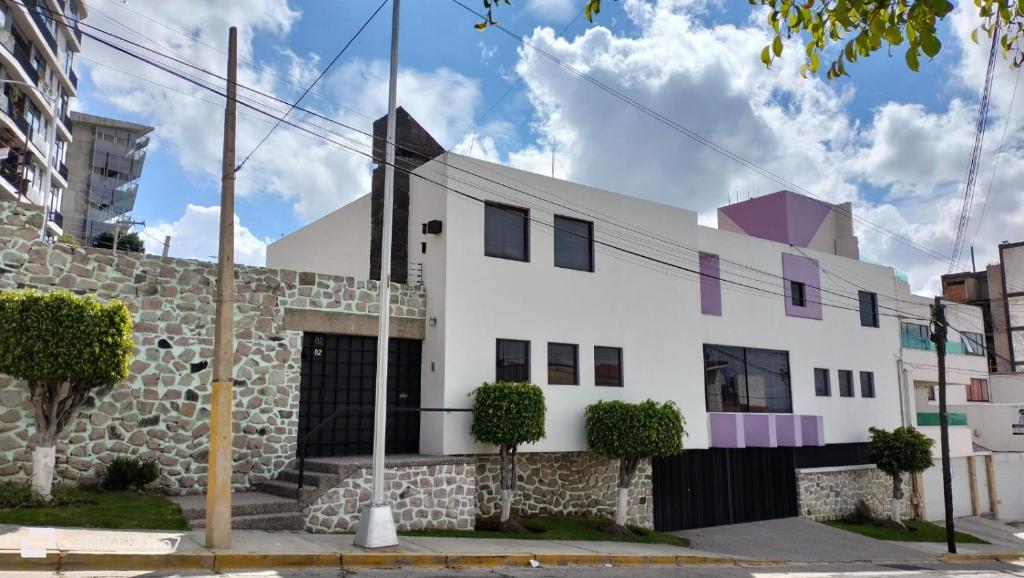 Habitaciones Remodeladas Con Areas Comunes - Puebla