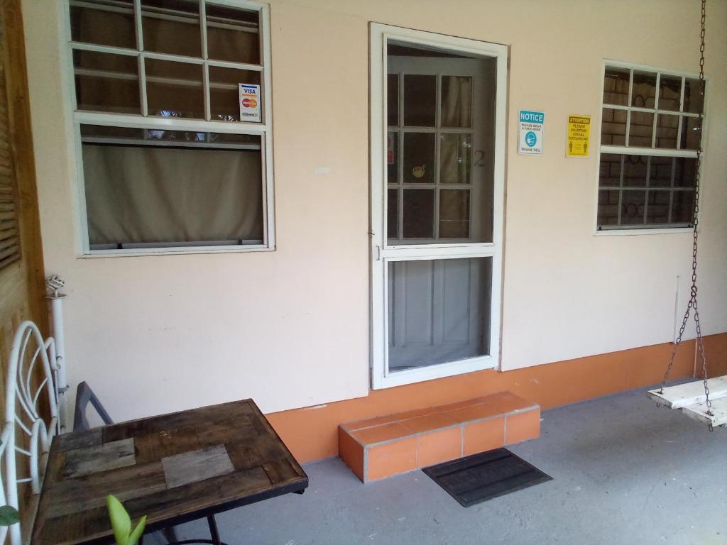 Cosy Corner Apartment, St. George's - Grenada