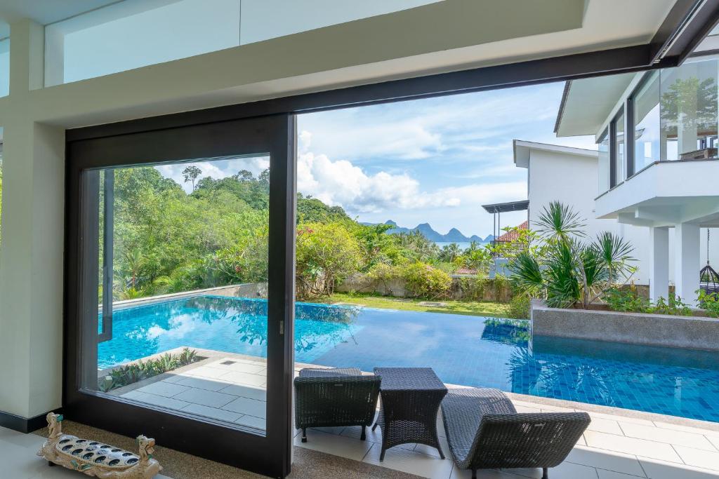 Villa 4 - Luxury Private Pool Villa - Wow Holiday Homes - Langkawi