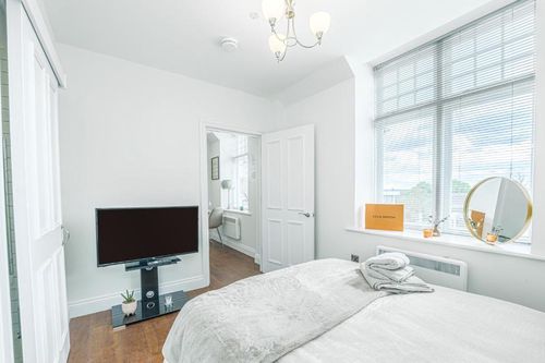 Axminster Holiday Apartments and Self Contained cozycozy