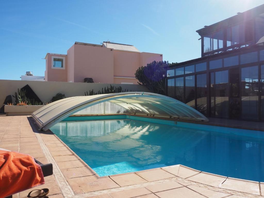 Luxury Canarian Villa With Large Pool In Costa Teguise - Costa Teguise