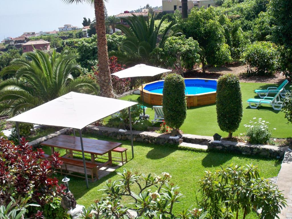 Rural House With Natural Cave - Îles Canaries
