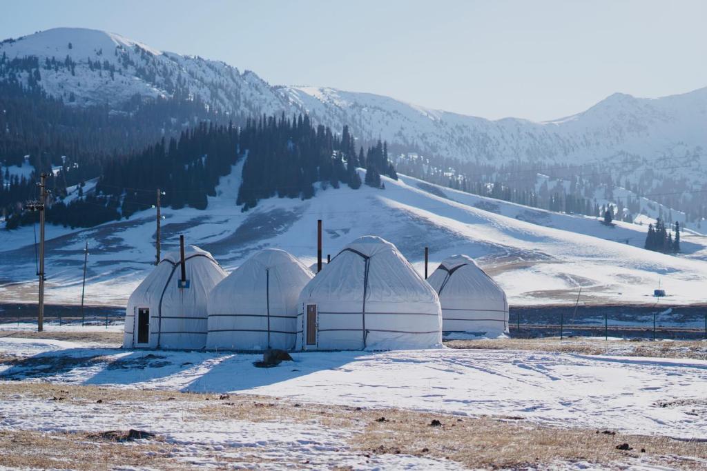 Karkyra Yurt Glamping - Kyrgyzstan