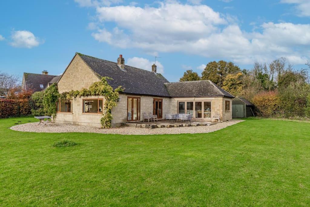 Charming 3bd Cotswolds Family Retreat - Bourton-on-the-Water