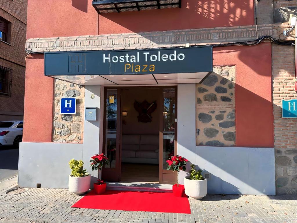 Hostal Toledo Plaza - Toledo, Spain