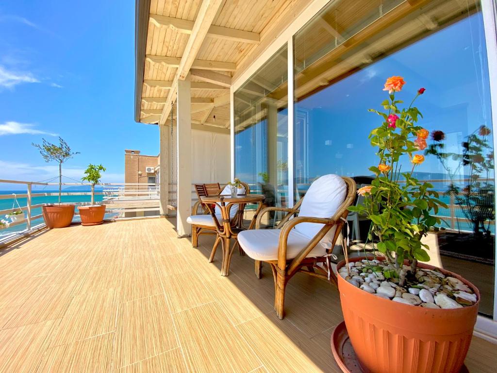 Eka Luxury Two-bedroom Seaview Apartment - Vlorë