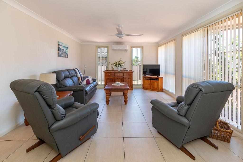 1/4 Huntly Close - Forster
