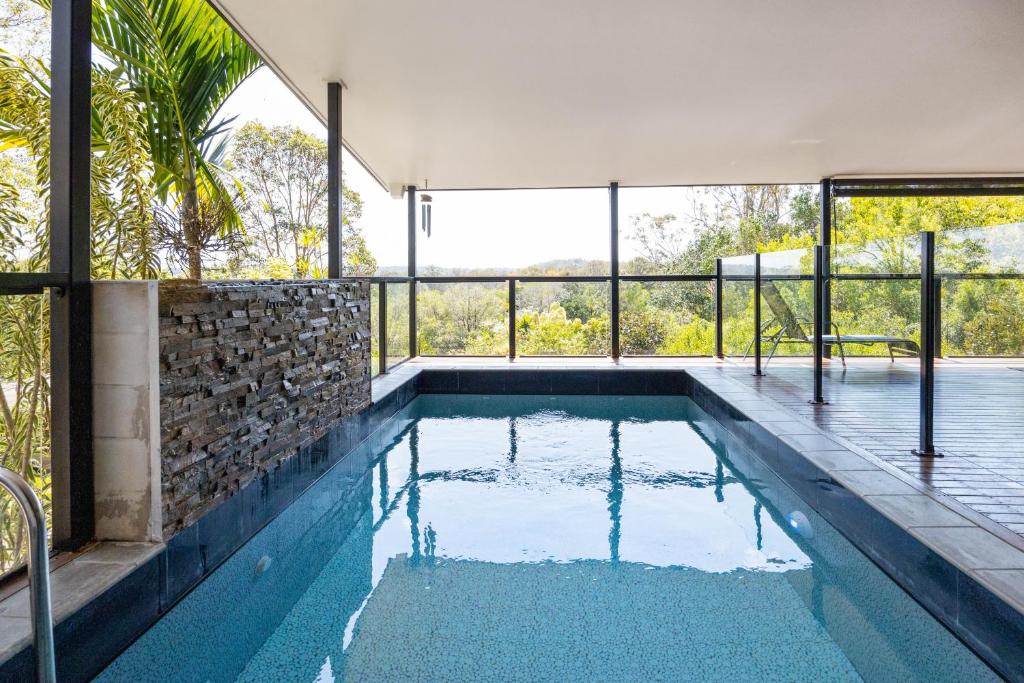 King Parrot Retreat - Luxury Entertainer's Haven For 9 - Glass House Mountains