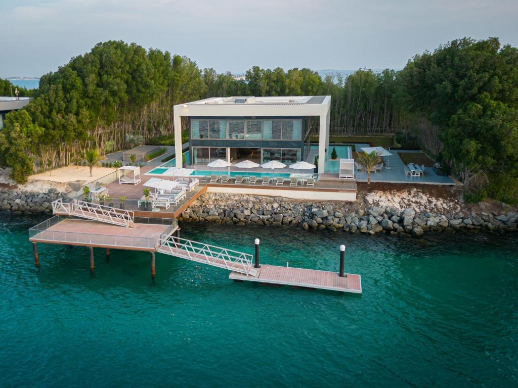 Water Villa By Luxury Explorers Collection - Abu Dhabi