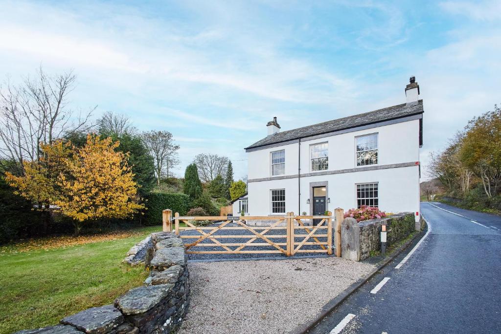 Host & Stay - South View - Cartmel