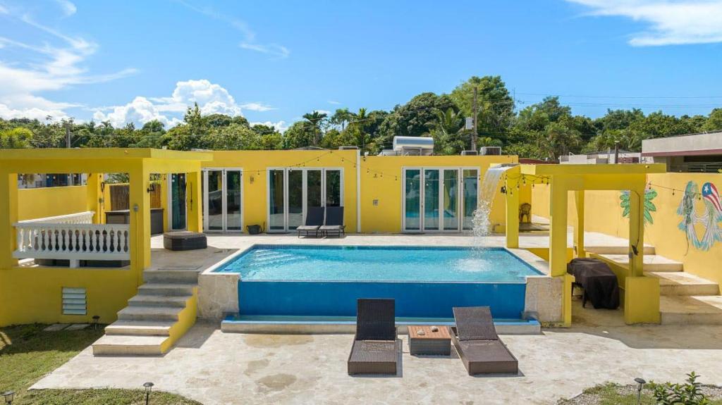 Full Home & Suites With Pool - Ultimate Privacy - Mayagüez