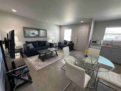 Apartments in Clovis, NM via cozycozy