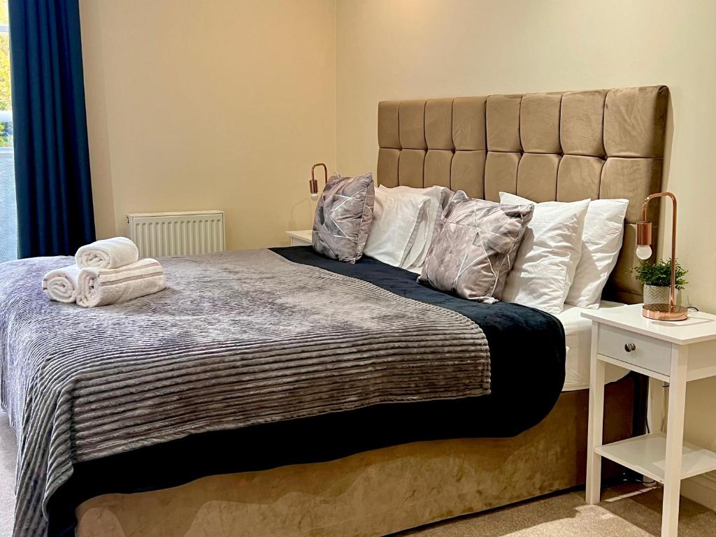Woodford Walk - 4/5 Bedroom Comfy Contractor Home Leicester - Leicester