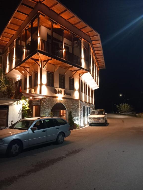 Hotel Demaj - Distretto di Berat