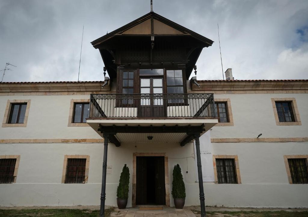 Casa Rural Palacio Conde De Aldana Con Piscina Entre Encinares Y Dehesas - Alba de Tormes
