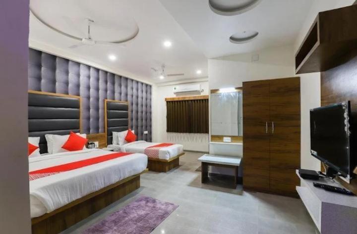 Hotel Aagman Bechraji - Gujarat