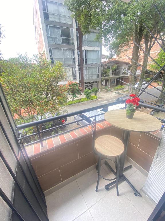 Apartment S202- Con Balcon Laureles - Estadio Y Metro - Prado