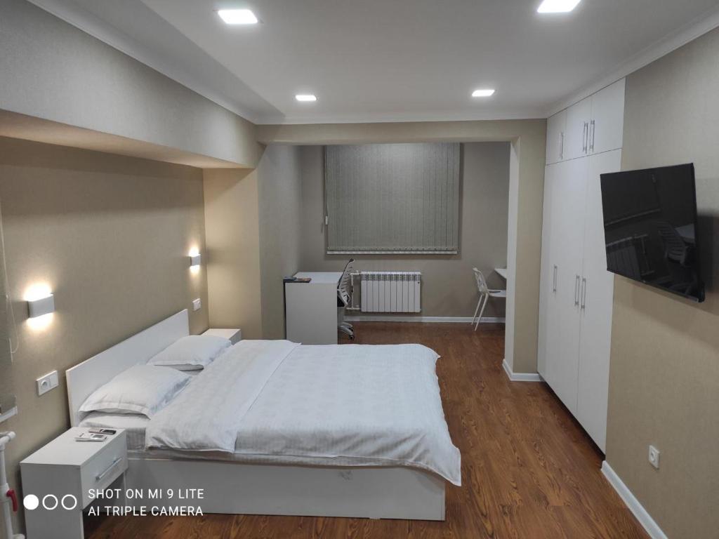 1-bedroom Apartment In The Very City Center (Shedevr) - Tashkent