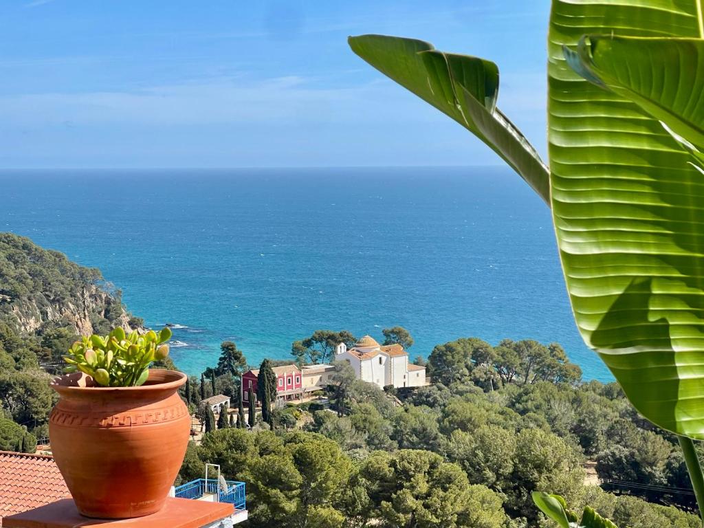 Casa Blue, Stunning Sea Veaws, Top Villa Beach&pool - Blanes