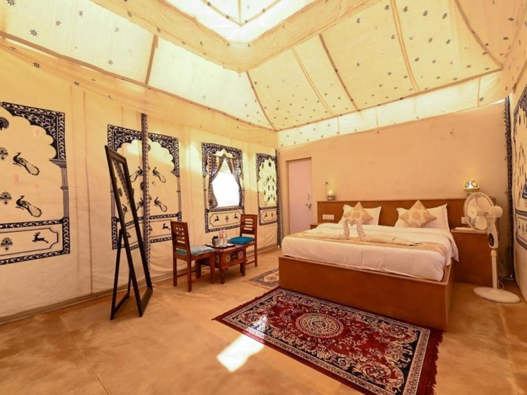Royal Empire Camp & Resort - Jaisalmer