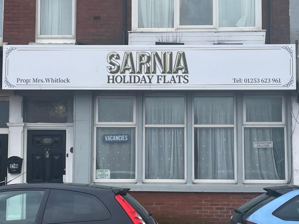 Sarnia Holiday Flats - Blackpool