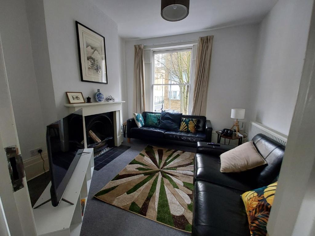 Large Serene Victorian Abode In Central London - Bloomsbury