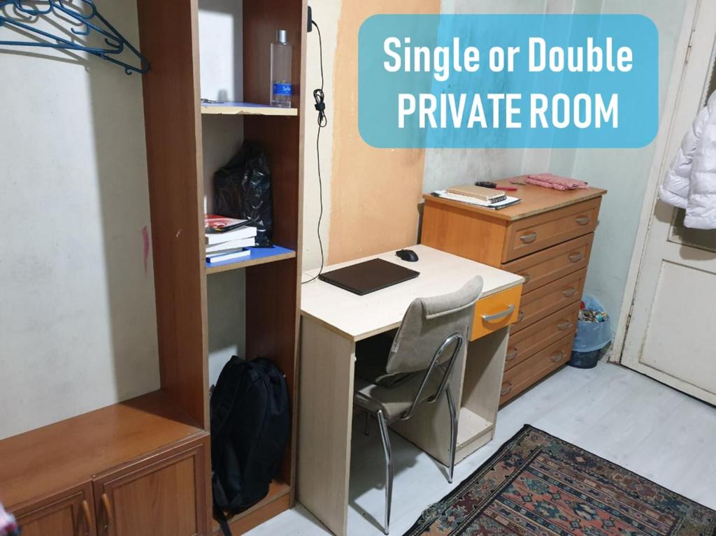 Male Student/guest Affordable Dormitory In Fatih - Fatih