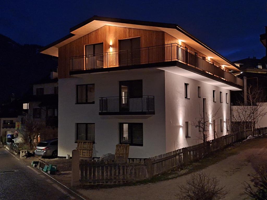 Apartments Villa Center Pic - Sankt Ulrich