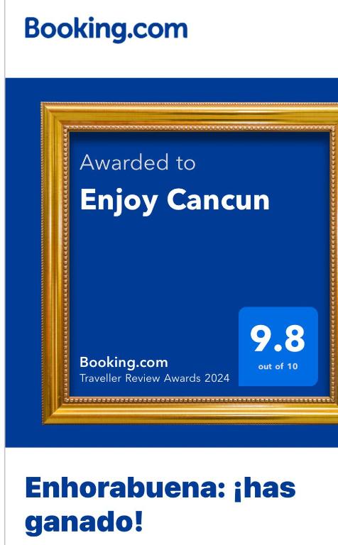Enjoy Cancun - Aéroport international de Cancún (CUN)