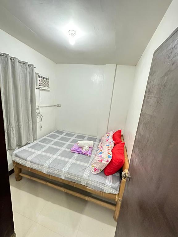 2 Bedrooms 50 Sqm Fully Furnished In Brgy Suizo Tarlac With Wifi - Tarlac City