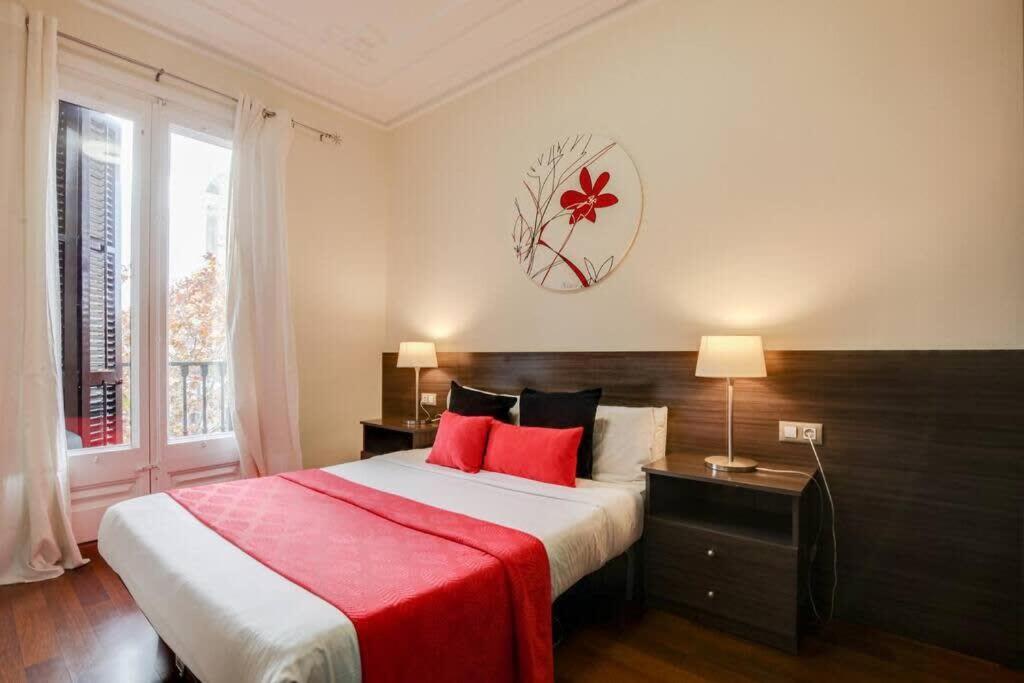 Ronda Sant Pere - Private City Center 1-bedroom Suite - La Barceloneta