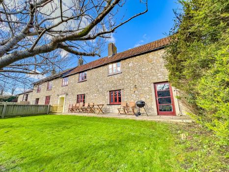 Seaside-dog Friendly-country Cottage-w Log Burner - Weston