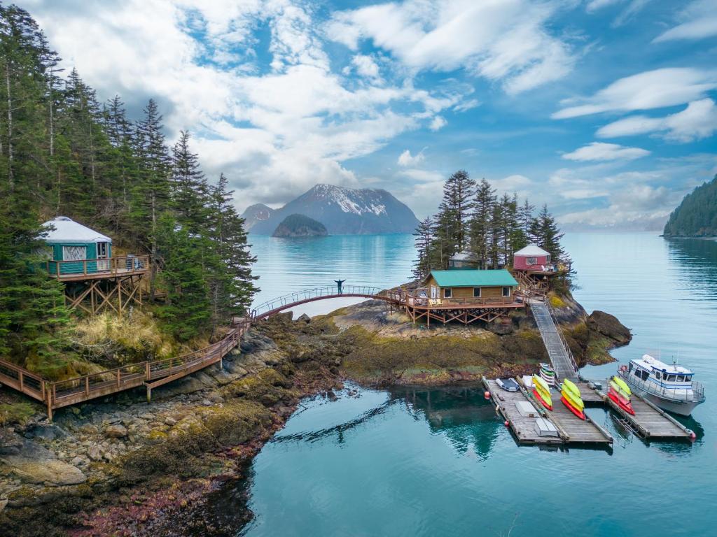 Orca Island Cabins - アラスカ州