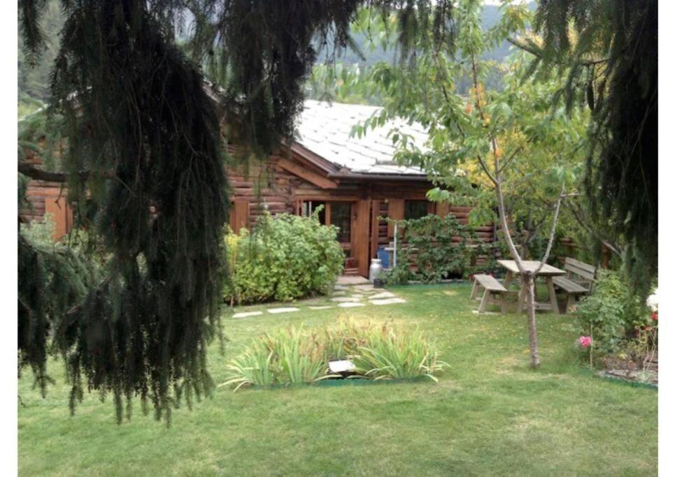 Magnificent Spacious 4 Bedroom Mountain Chalet With Spa - Saint-Vincent