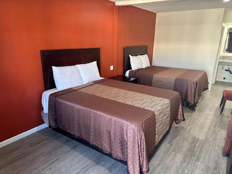 Best motels in Compton, CA with cozycozy