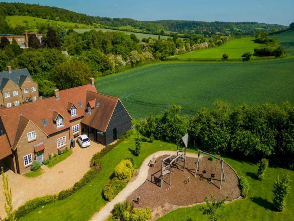 Pass The Keys Bright Spacious Chilterns Hideaway - High Wycombe