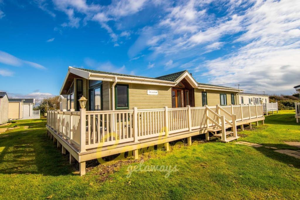 Mp768 - Camber Sands Holiday Park - Huge Lodge - Small Dog Friendly - Sleeps 8 - Camber Sands