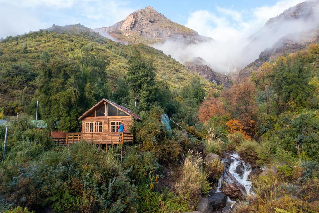 Cabaña Montaña Guaiquivilo - Región de Maule, Chile