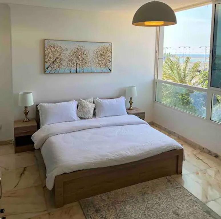 Luxurious Apartment Partial Sea View - جدة