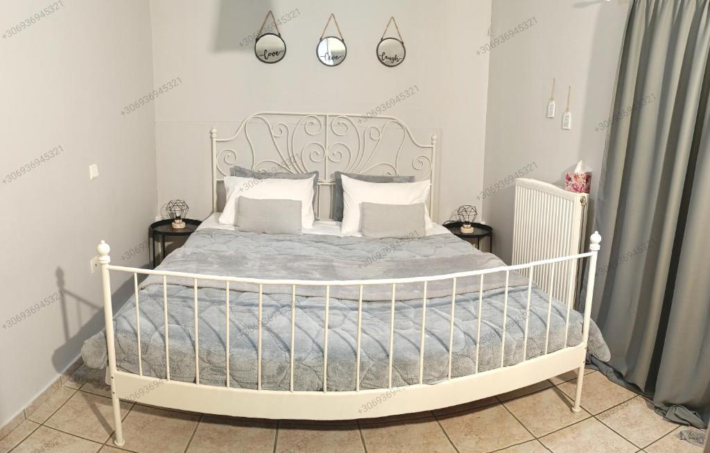 Georgias House 7 Min From Athens Airport - Athens International Airport (ATH)