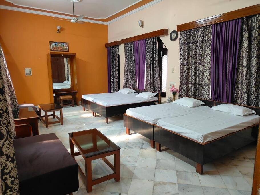 Shantiniketan - Comfortable Stay In Ayodhya - Ayodhya