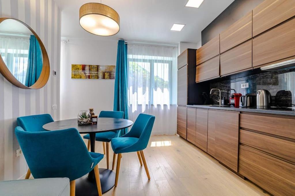 Premium 3 Rooms Apartament - Arad