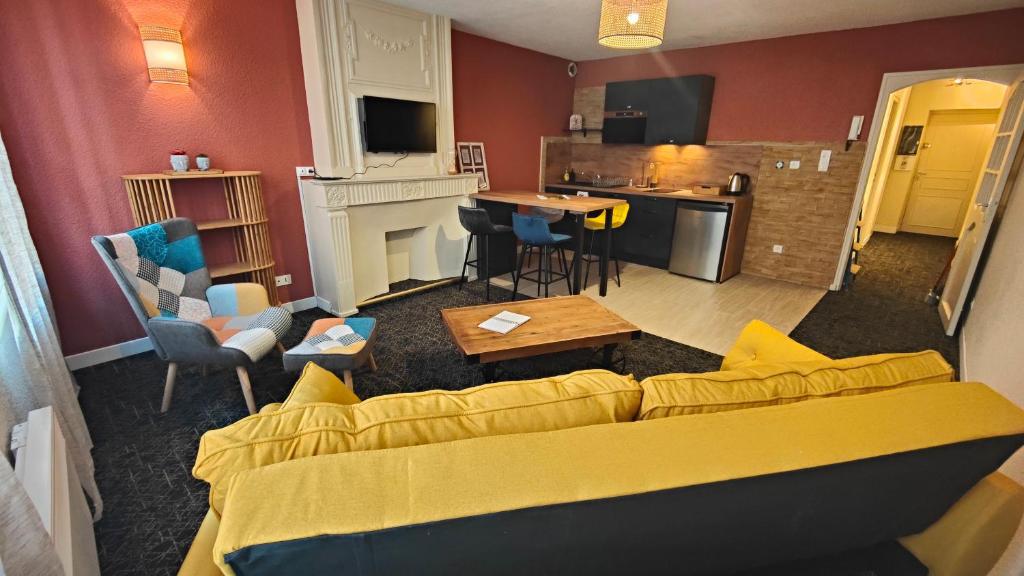 Appartement De Charmes 4 Personnes Le Puy En Velay - Brives-Charensac