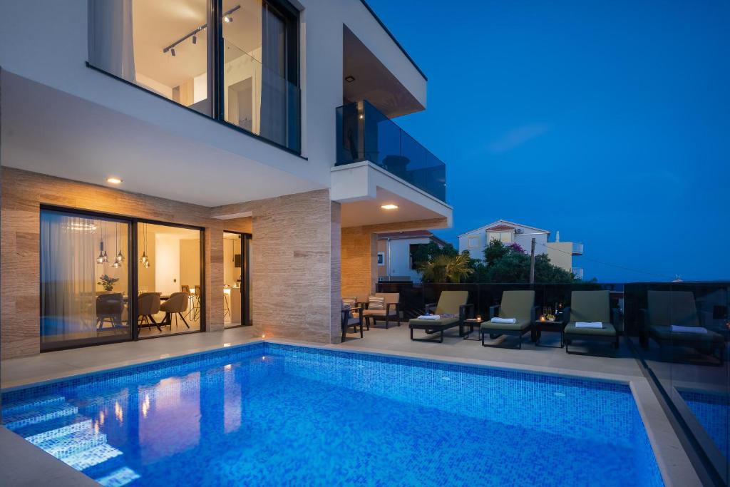 Luxury Villa Karla With Pool - Trogir