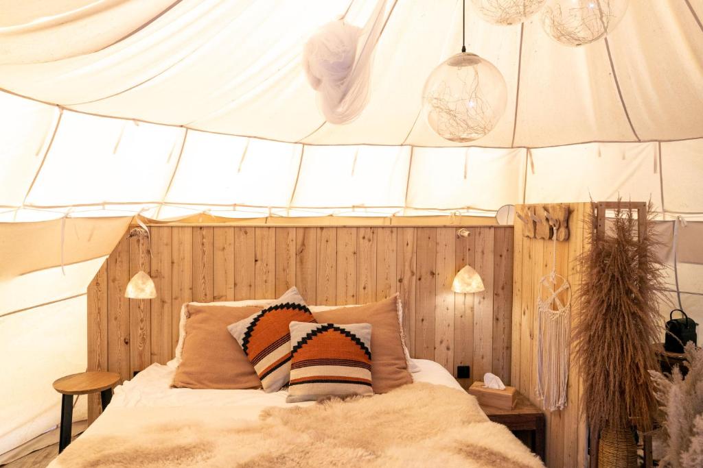 Tipi Marie Glamping In Style Met Hottub - Gent