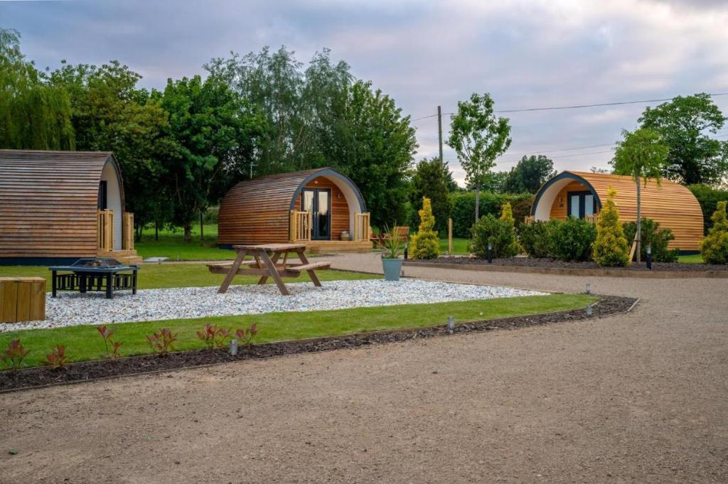 Willow Farm Glamping - Cheshire