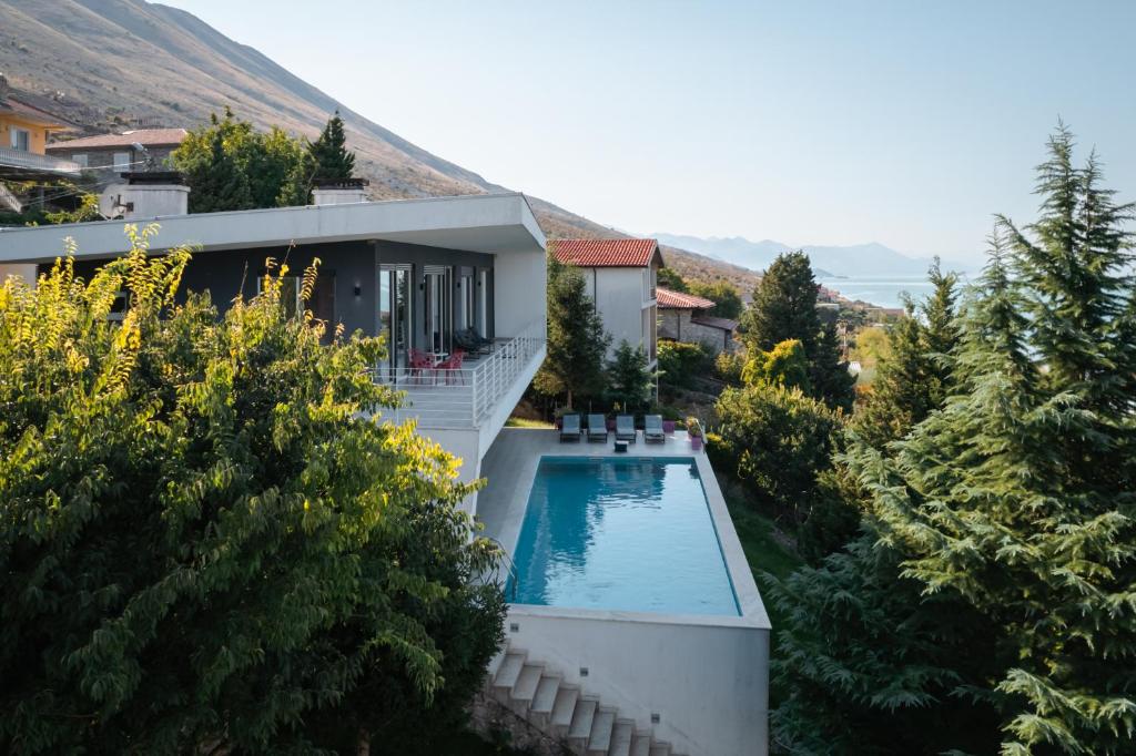 Superb Lake View Private Pool Villa - Albania