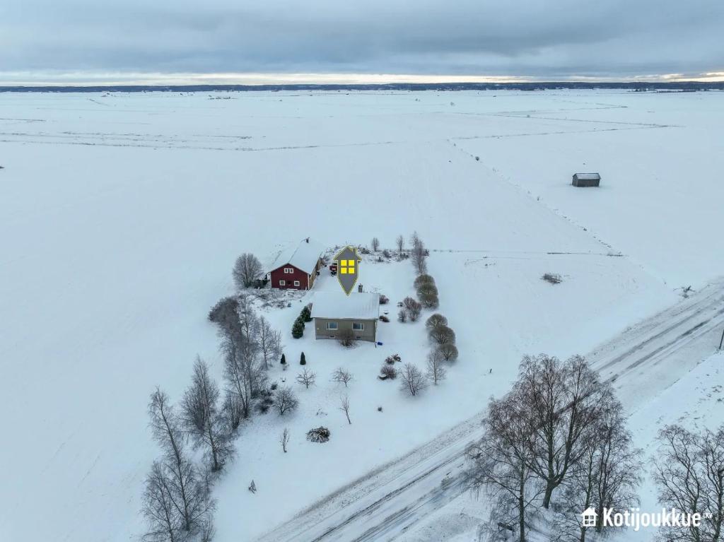 Beautiful Big Farm House With Spectacular Meteor Site View - Vaasa
